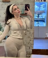 Daniella079
